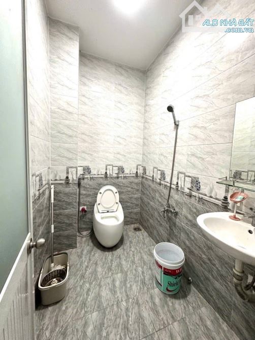🔥Nhà 4 Tầng gần đường Hà Huy Giáp , ngã tư ga,THẠNH LỘC Q12.dt 53m2 (4mx14) ô tô, giá rẻ - 2