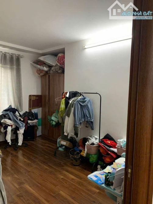 Việt Hưng tòa CT9, Bán căn hộ góc 90m 3PN 2VS view Công Viên, sổ 2019 chỉ 4Tỷ55 - 2