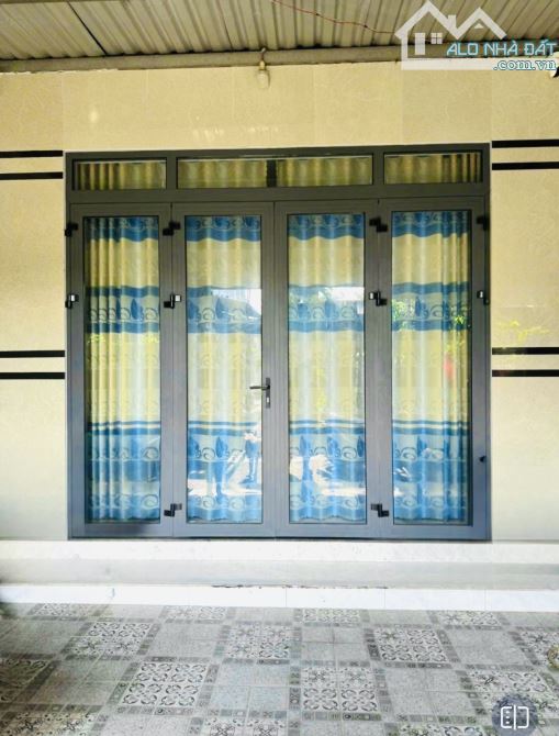 Bán Nhà Hóc Môn - 101M2 (4,2 x 24m )- Cấp 4  Hẻm Ba Gác -  Chỉ 2,89Tỷ. - 2