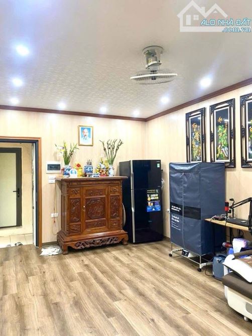 Tập thể Tôn Đức Thắng, 62m, 2ngủ, Nhà đẹp full nội thất ở luôn, 2 thoáng, Sổ chính chủ - 2