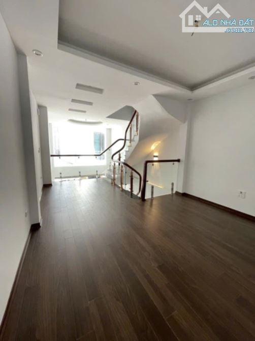 Nhà Đẹp-Lô Góc- Ngõ Thông-Ô Tô Đỗ Cổng-Khu Vực Đại Mỗ-Nam Từ Liêm: 5 Tầng. Nhỉnh 7 Tỷ - 2