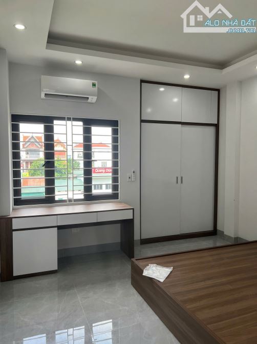 🏡 BÁN NHÀ ĐỘC LẬP – FULL 4 TẦNG – Ô TÔ ĐỖ CỬA – SÂN TRƯỚC, SÂN SAU THOÁNG MÁI - 2