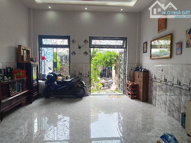 🏠 CHỦ KẸT BANK- CẦN BÁN GẤP CĂN NHÀ- MÃ LÒ BÌNH TÂN 👉 DT: 5x21.5M ( TỔNG DT : 106 M² - 2