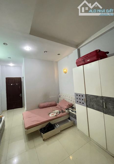 Q8 P1 DƯƠNG BÁ TRẠC Ô TÔ NGỦ NHÀ 99M2 3 TẦNG 4PN RỘNG CÁCH Q1 HIẾM CĂN BÁN 13.3T - 2