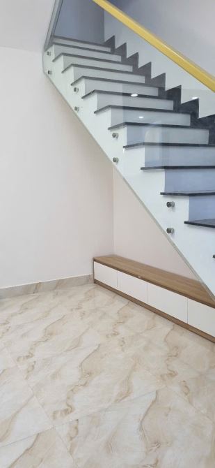Bán Nhà 2 tầng đường Nguyễn Khoa Chiêm. Ngay ĐH.Huế mới 100% lh 0905. - 2