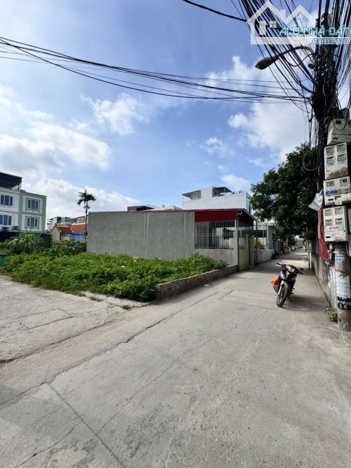 🌈🌈🌈Đất đẹp mặt ngõ 455 đằng hải-Hải An Lô góc nên rất thoáng mát,đường rộng 4m ô tô ra - 2