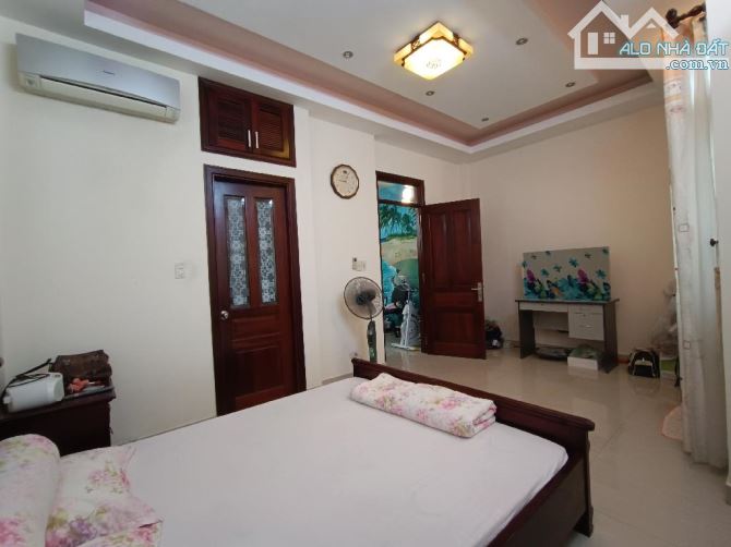 CỨ NGỠ LÀ TRONG MƠ - LUNG LINH TUYỆT ĐẸP, P10 TÂN BÌNH, 3 TẦNG, 4 PHÒNG NGỦ - 8. tỷ - 2