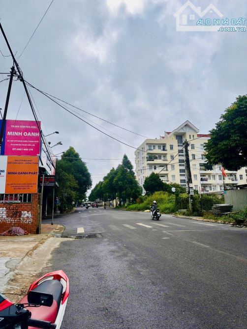 BÁN ĐẤT MẶT TIỀN THỦ KHOA HUÂN. GIÁ: 4,5 TỶ. SÁT BÊN KHU TĐC MAI XUÂN THƯỞNG - 2