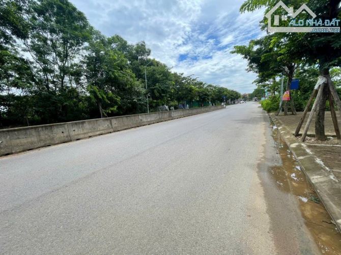 SIÊU HIẾM LÔ ĐẤT MẶT ĐƯỜNG 420 GIÁP KHU TIỆN ÍCH CNC HÒA LẠC KINH DOANH ĐA NGHÀNH - 2