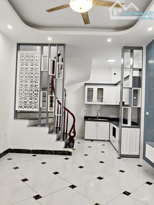 Bán Nhà mới Phố An Dương Vương 30m2 xây 5T gần ôtô - 2