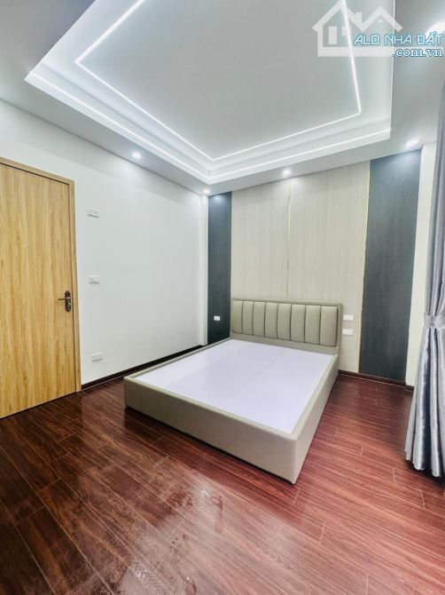 VĨNH PHÚC – 45M² – 5 TẦNG – NGÕ THÔNG – GẦN PHỐ – THOÁNG TRƯỚC SAU – 10.6 TỶ - 2