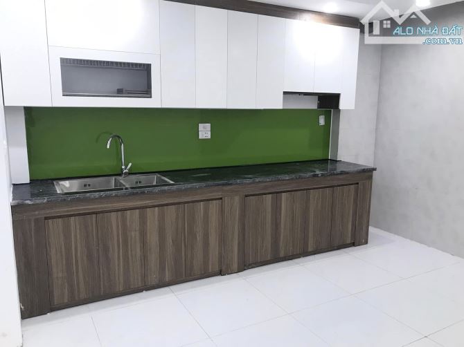 Yên Phú, Liên Ninh, DT: 40m nhà 4 tầng, giá 5.5 tỷ, Gần QL1A, Khu đấu giá Liên Ninh - 2