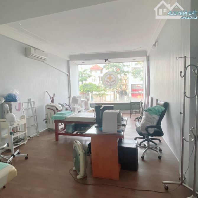 Bán Nhà Đấu Giá Việt Hưng Long Biên, Kinh Doanh, Văn Phòng, DT: 105m2, Giá Bán 27.9 Tỷ. - 2