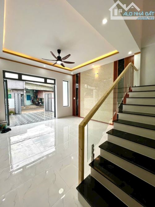 GO TÂN HIỆP CHỈ VỀ 10 PHÚT, P. TÂN TRIỀU NHÀ ĐẸP 1 TRỆT 1 LẦU - 2
