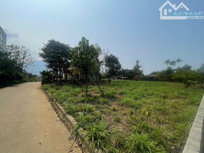 Hơn 600m2 đất,gần nhiều khu Resort nổi tiếng,thích hợp làm nhà vườn nghỉ dưỡng tại Yên Bài - 2