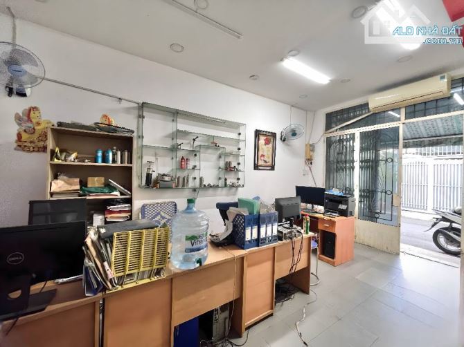 BÁN NHÀ 3 TẦNG HAI MẶT HẺM XE HƠI - ĐƯỜNG QUANG TRUNG THÔNG NGUYỄN OANH - GIÁ 9 .5 TỶ - 2