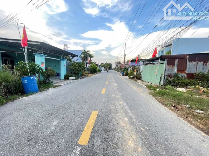 Bán đất mặt tiền Bà Lăng xã Tân An Hội Giáp Thị Trấn Củ Chi 5x48 241m2 thổ 100m2 - 2