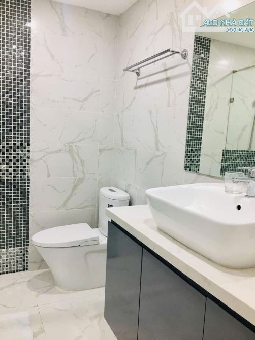 Bán Căn Hộ 3PN Full nội thất cao cấp tại King Palace 108 Nguyễn Trãi Hàng xóm Royal City - 2