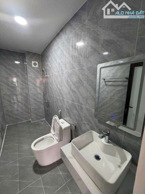 📢📢📢Nhà Mới 42m2 Long Biên Ngõ Ô Tô 2 Mặt Thoáng - 5.x tỷ - 2