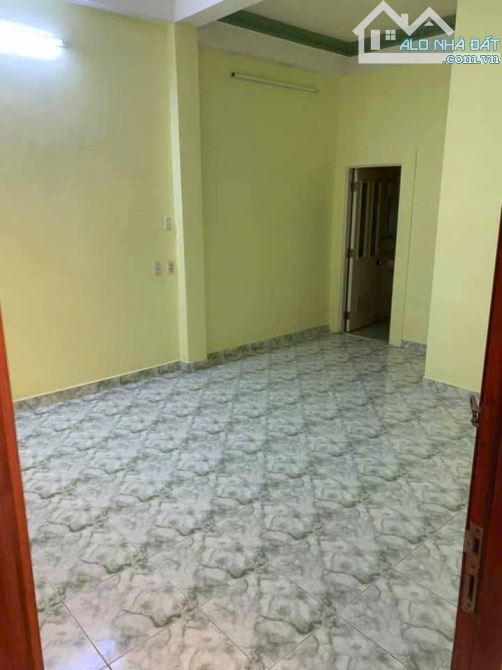HẺM XE TẢI THÔNG - LẠC LONG QUÂN – P.10 – Q.11 -DT: 8*16M- 16 TỶ 9 - 2