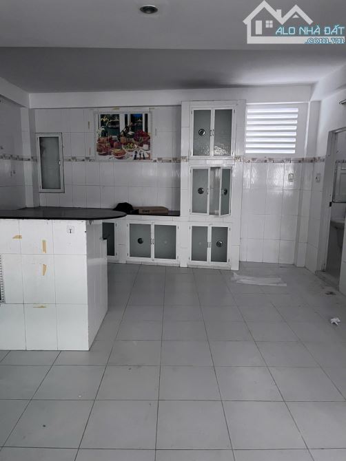 HẺM VIP 38 NGUYỄN VĂN TRỖI NHÀ NGANG 7.5m CN GẦN 70m2 - 2