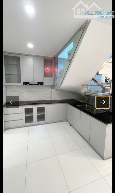 Bán nhà hẻm Q7 - 49m2 - 2TẦNG - 3PN - 4TỶ7. - 2