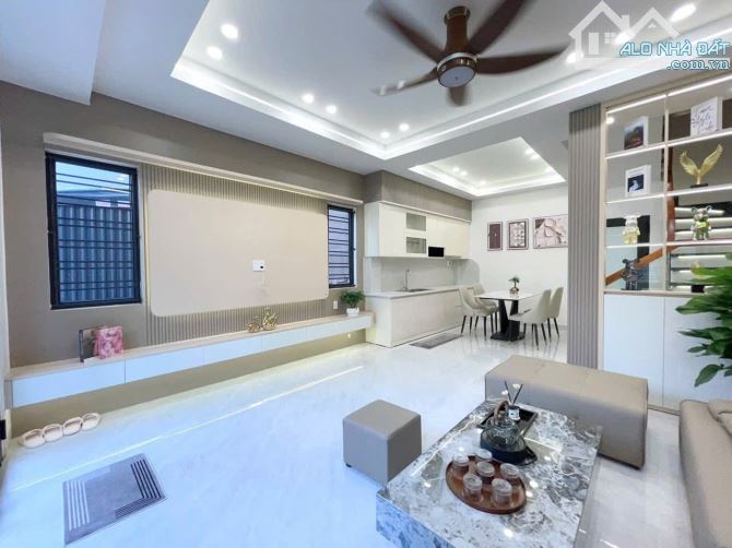 MSP: DC02  🎉 NHÀ LÔ GÓC SIÊU ĐẸP – MIẾU HAI XÃ, LÊ CHÂN – GIÁ CHỈ 3,85 TỶ 🎉 - 2