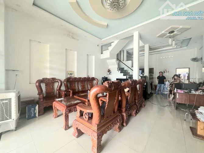 MẶT TIỀN KINH DOANH PHẠM THỊ GIÂY,120M2,NGANG ĐỈNH 6M,SÁT TÔ KÝ,THỚI TAM THÔN,HÓC MÔN - 2