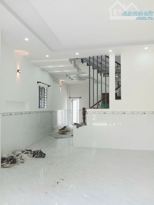 NHÀ ĐẸP HXH LÔ GÓC 3 MẶT TIỀN,NGANG 4,5M,TÂN CHÁNH HIỆP 34, Q.12-68M2-2 LẦU BTCT,5,2 TỶ - 2