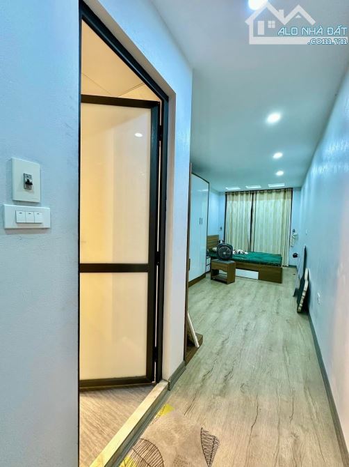 Nhà đẹp Tôn Đức Thắng quận Đống Đa 64m2 7Tầng MT5.5m-Ô Tô Tránh Thang Máy-10m Ra Hồ - 2