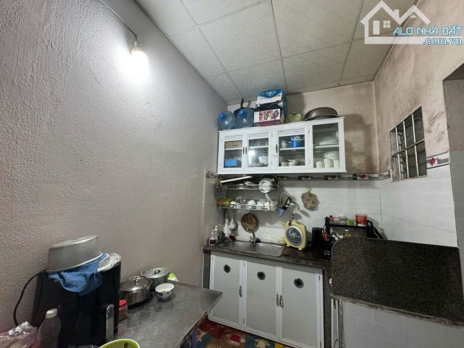 BÁN NHÀ – HƯỚNG ĐÔNG NAM – GẦN BIỂN, CHỢ, TRƯỜNG HỌC – TP. NHA TRANG - 2