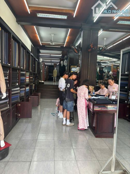 💥 BÁN VILLA FULL NỘI THẤT CAO CẤP - 4 TẦNG MẶT TIỀN ĐỖ THẾ CHẤP – NGANG 12M  GIÁ 69 TỶ - 2