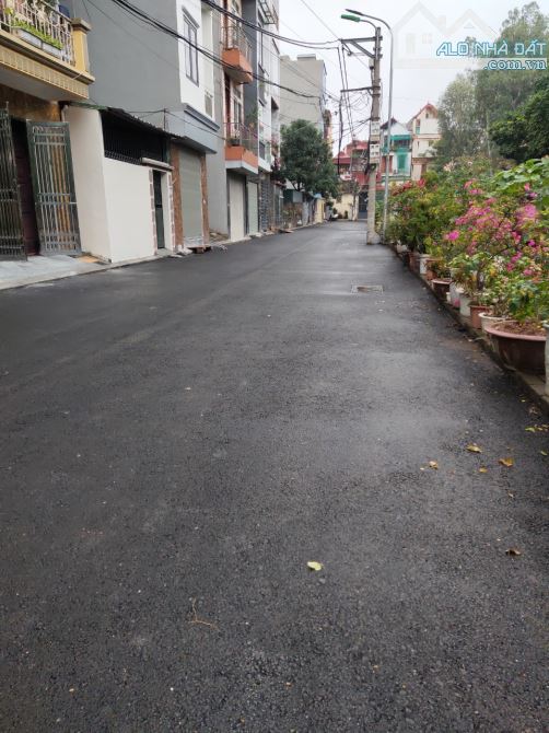 BÁN ĐẤT THỤY PHƯƠNG - DT70M2 - MT5,5M  - Ô TÔ 7 CHỖ  ĐỖ CỬA  THÔNG THOÁNG  - KINH DOANH - 2
