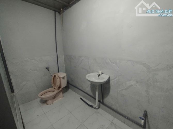 Cho thuê kho xưởng đường Đại Mỗ, Nam Từ Liêm. DT 420m2, cao 7m, mái tôn chống nóng. Giá 50 - 2
