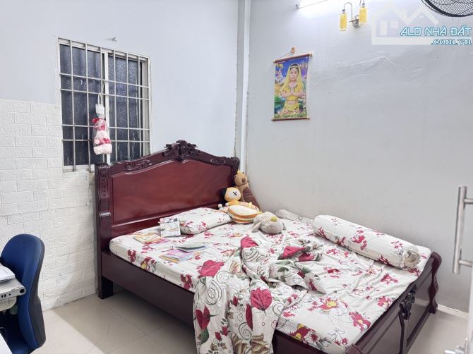 Bán nhà Dương Bá Trạc Quận 8, 50m2, 2 tầng, 3PN. - 2
