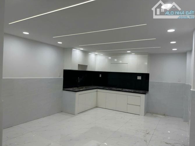 Nhà mới rất đẹp 1 trệt 1 lửng 4mx13m đường 5m hương lộ 80b q12 - 2