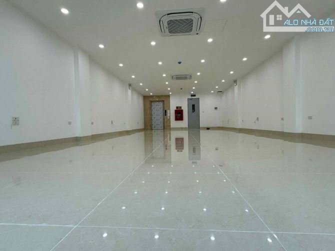 CHO THUÊ nhà mặt phố XÃ ĐÀN làm văn phòng, thẩm mỹ, nha khoa, dạy học .... - 2