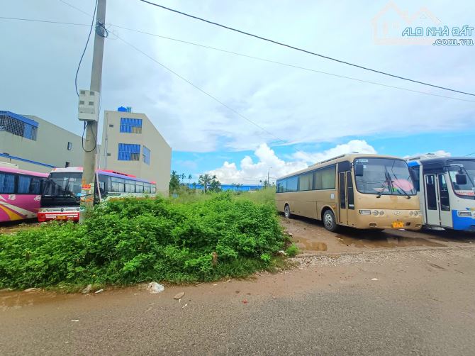 bán 100m2 đất TĐcC Vsip4 ngay cạnh trục đường Vsip giá chỉ 2,x tỷ - 2