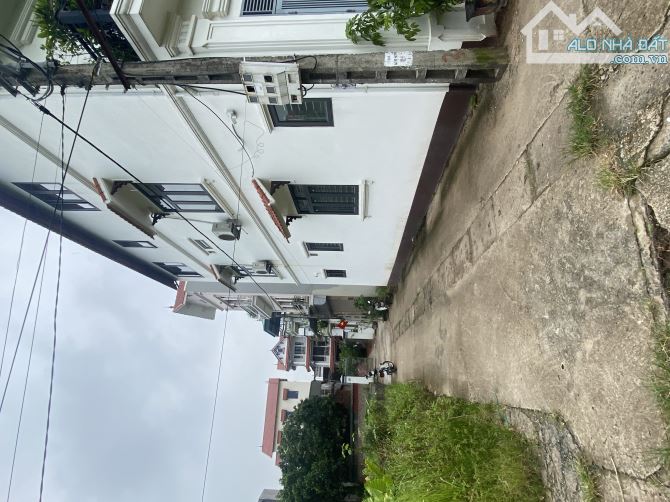 cần tiền để lo công việc Gia Đình nên cần bán lô đất - 2