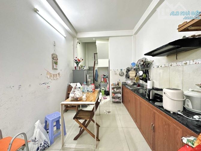 KHU VƯỜN HOA VIP PHÚ NHUẬN- 33M2 - 4 TẦNG - HẺM ÔTÔ 4.5M - 2 CĂN RA MẶT TIỀN - - 2