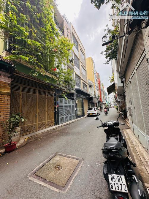 Quận Phú Nhuận, dtcn: 85m2, 3 tầng, 5PN, ngang 4m, dài 22m, cn 84.8m2,Phú Nhuận. - 2