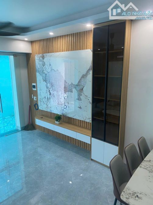 BÁN CĂN NHÀ 3 Tầng ĐẸP GIÁ RẺ Ngõ Phố Tống Duy Tân TP HẢI DƯƠNG Cũ- Tp Hải Phòng Mới - 2