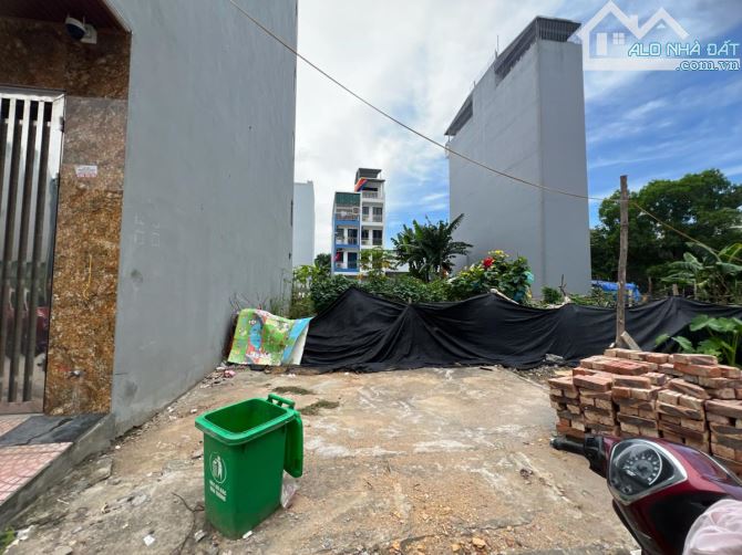 BÁN NHANH LÔ ĐẤT DV LAI XÁ HOÀI ĐỨC DT 65M MT 4.5M PHÂN LÔ VỈA HÈ Ô TÔ TRÁNH GIÁ 10.8 TỶ - 2