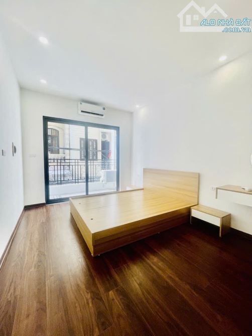 Bán nhà Láng, lô góc, gần phố, mặt ngõ rộng thoáng, nhà đẹp ở ngay, 33m2, 4 tầng, giá 8 tỷ - 2