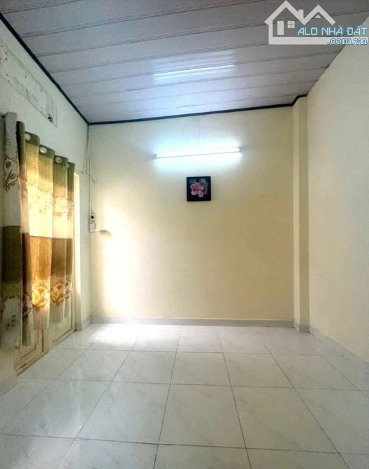 2.99 - (3.6 x 7) - Bà Hom (Q6) - Gần vòng xoay Phú Lâm - Cách HXH 2 căn - 2PN 2WC - SHR - 2