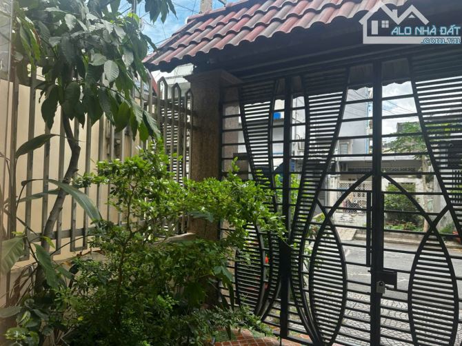 Ngộp Bank bán gấp nhà trệt, 2 lầu, hẻm 8m thông Trung Mỹ Tây, giá 7.3 tỷ - 2