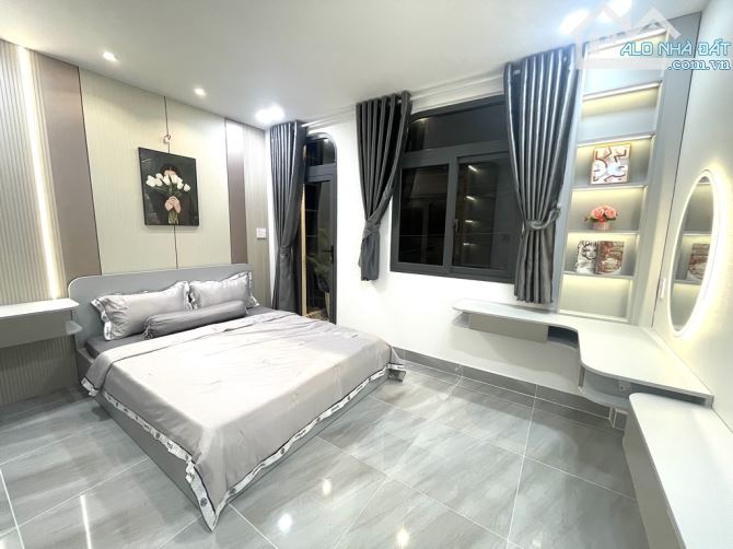 💥💥💥NGUYỄN VĂN KHỐI GÒ VẤP - 2 TẦNG KIÊN CỐ - DT 4M X 10M - HẺM Ô TÔ - SỔ VUÔNG ĐẸP - 2
