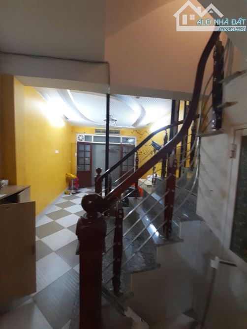 ( 16 TỶ ) BÁN NHÀ PHÂN LÔ – Ô TÔ VÀO NHÀ– NGÕ 106 HOÀNG QUỐC VIỆT– NGÕ OTO TRÁNH – 43,4M2 - 2