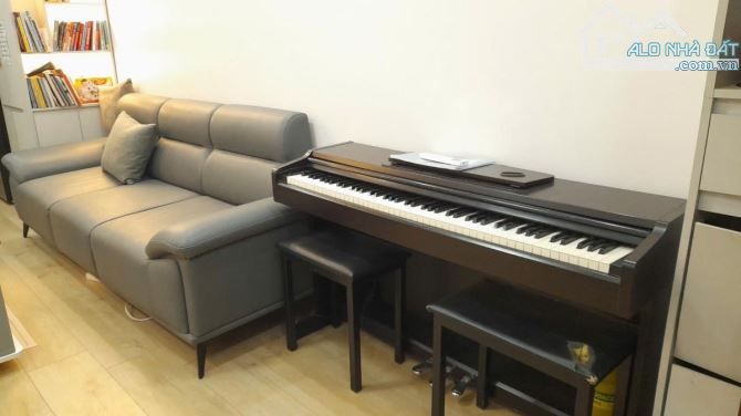 Chính chủ hạ chào 250tr, bán gấp 2 lô góc Văn Phú, 2 mặt tiền trục chính 14M. Ô tô đỗ cửa - 2