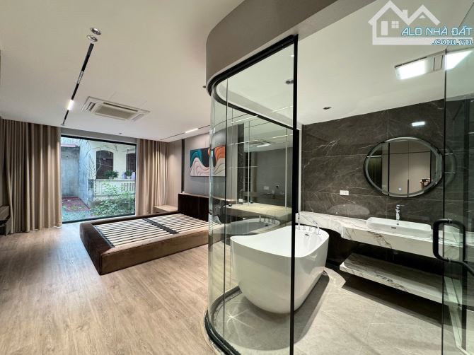 Giảm giá 1 tỷ, bán nhà Nguyễn Văn Cừ, 7 tầng thang máy, 60m2, mt 4.6, về ở ngay, 16.8 tỷ - 2